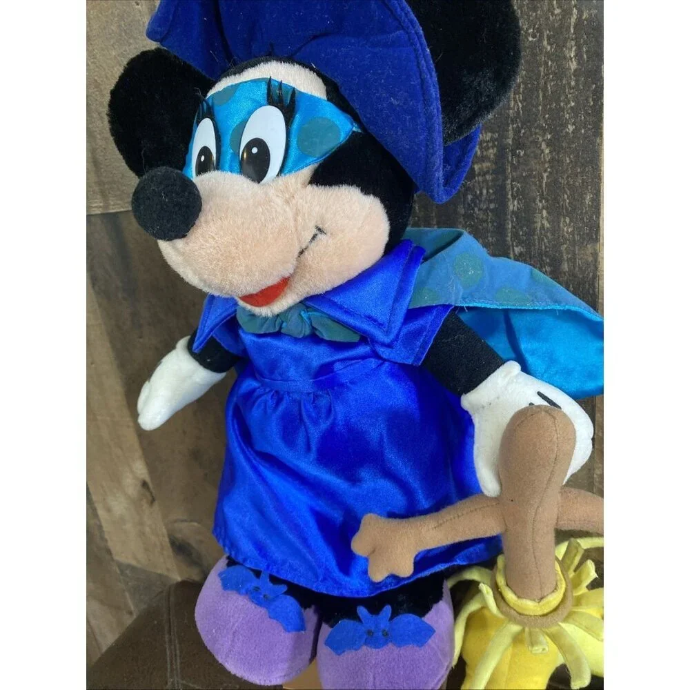Halloween MINNIE MOUSE Witch 18